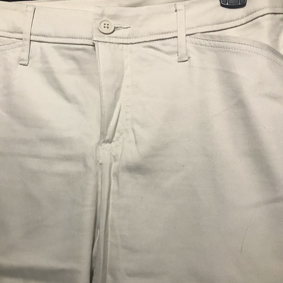 Capris - Picture 2 of 4